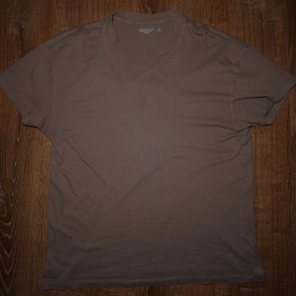 Brown Oversized Minimal T-Shirt / Plain Basic Tee Size L 100% Cotton